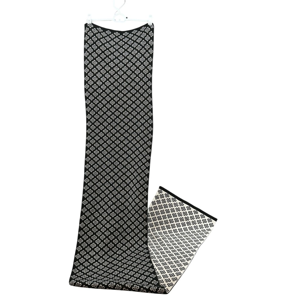 Vera Bradley Scarf Knit Reversible Black White Mini Concerto Soft